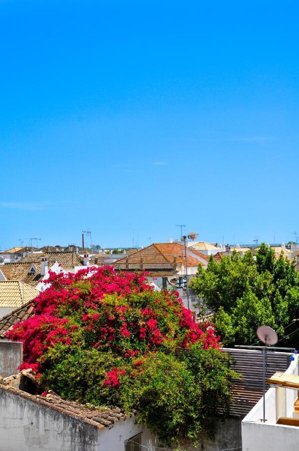 Lovelystay - Casa Salto - Charming Townhouse With Large Terrace Tavira Eksteriør billede